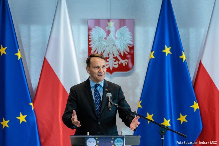 Minister spraw zagranicznych Radosław Sikorski