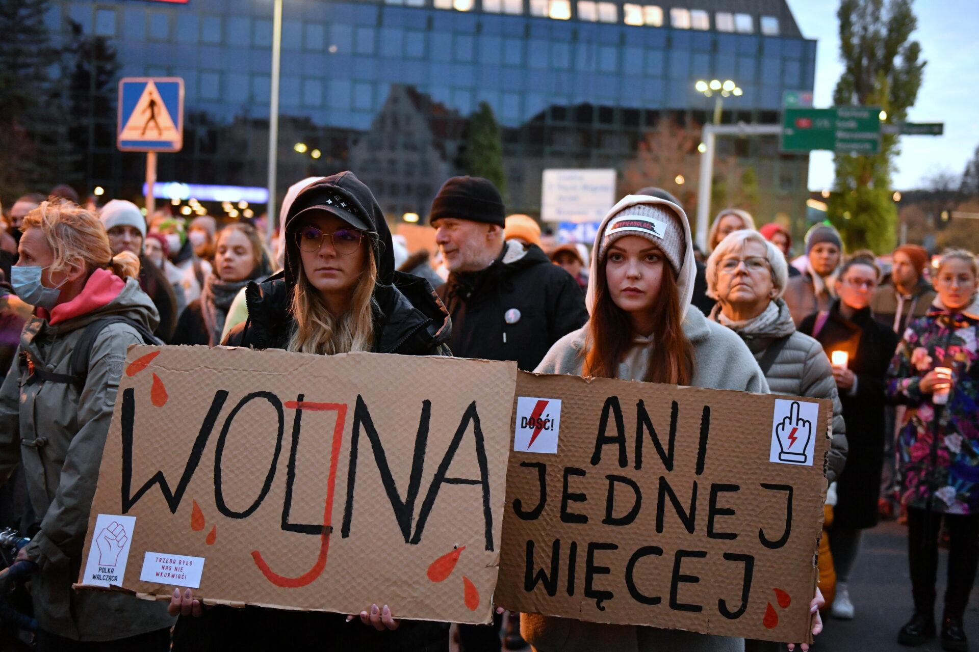 Protest przeciwko zaostrzeniu prawa aborcyjnego w Polsce