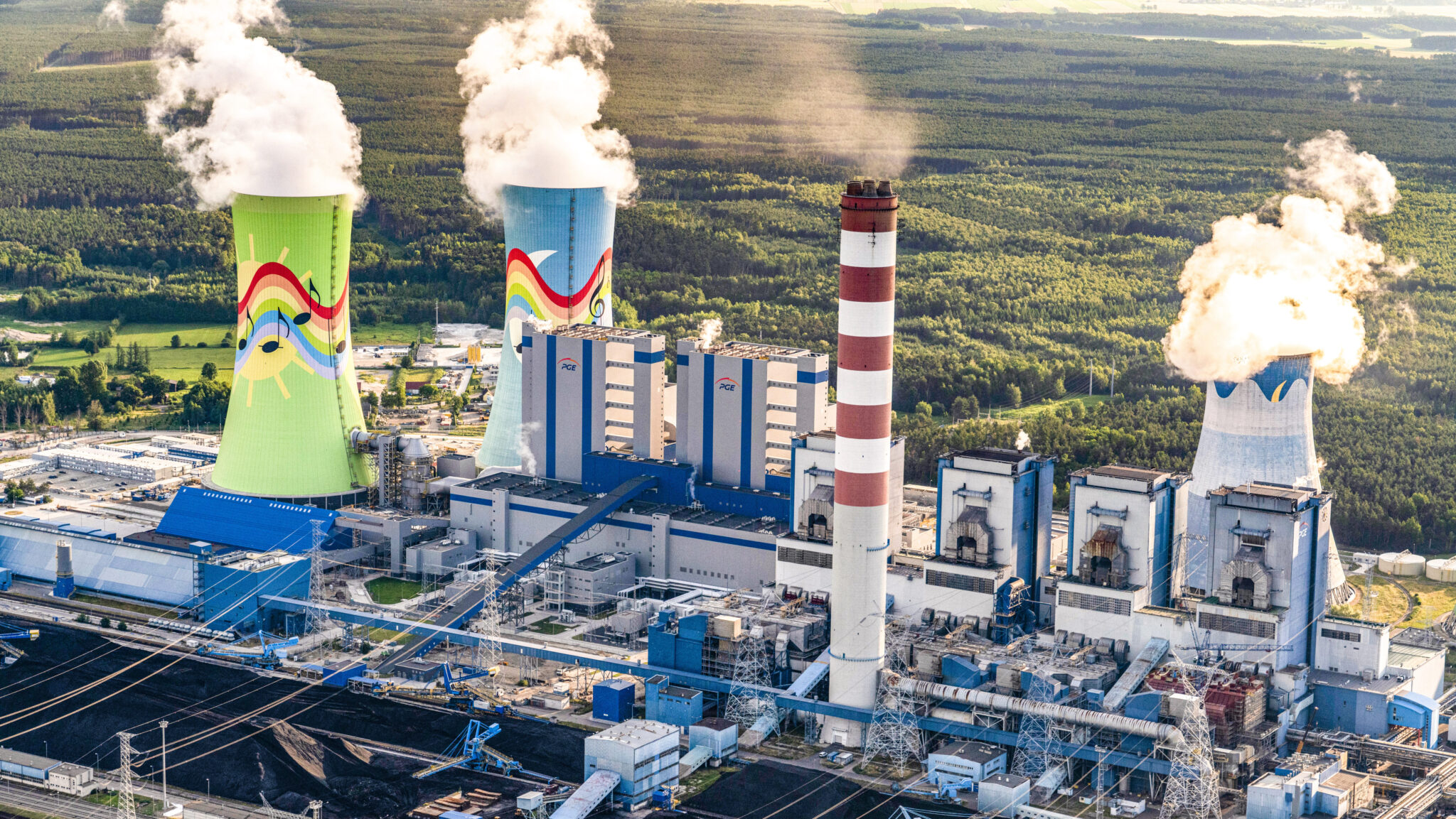 Na zdjęciu widać elektrownię z lotu ptaka