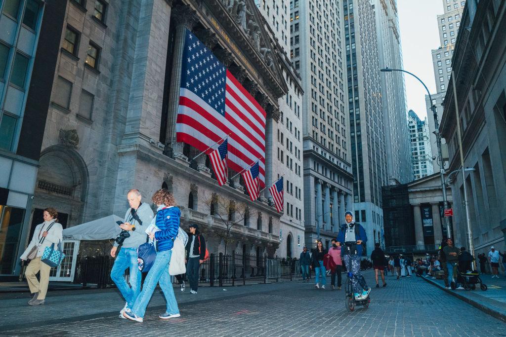 Zdjęcie przedstawia budynek New York Stock Exchange