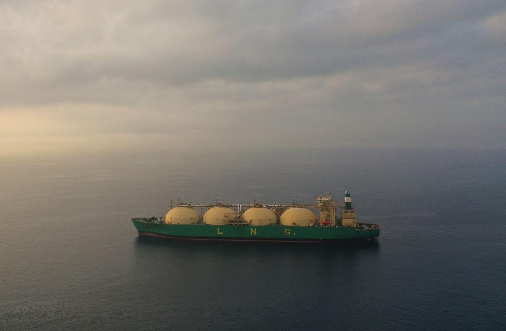 Na zdjęciu ilustracyjnym tankowiec LNG