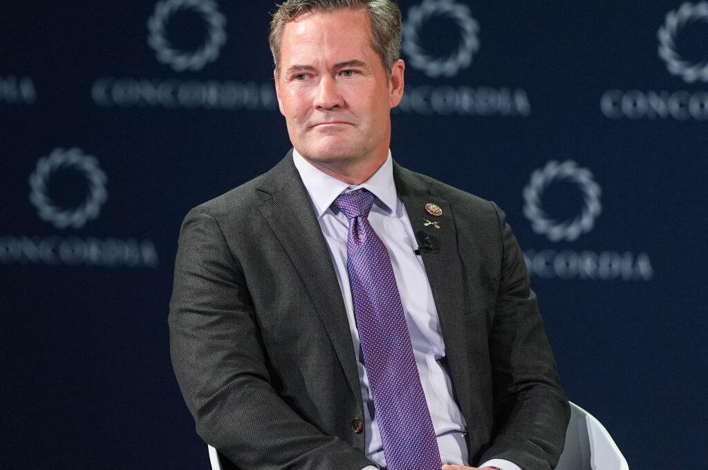 Na zdjęciu Mike Waltz