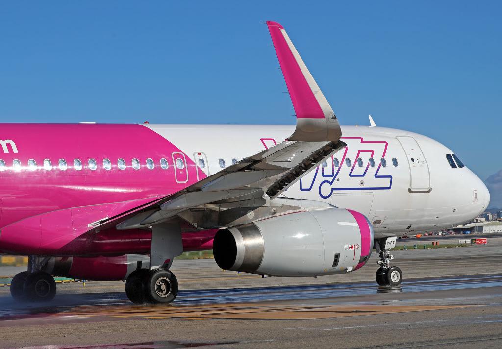 Na zdjęciu samolot linii Wizz Air