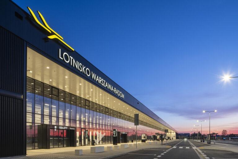 Na zdjęciu terminal Portu Lotniczego Warszawa-Radom