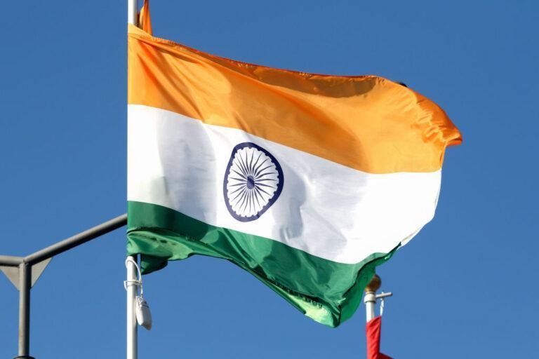 Zdjęcie przedstawia flagę Indii