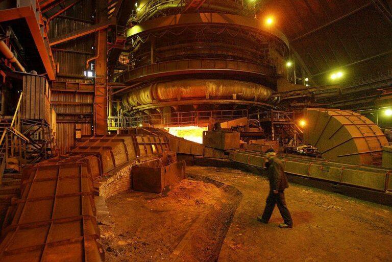 Na zdjęciu huta w Nowej Hucie