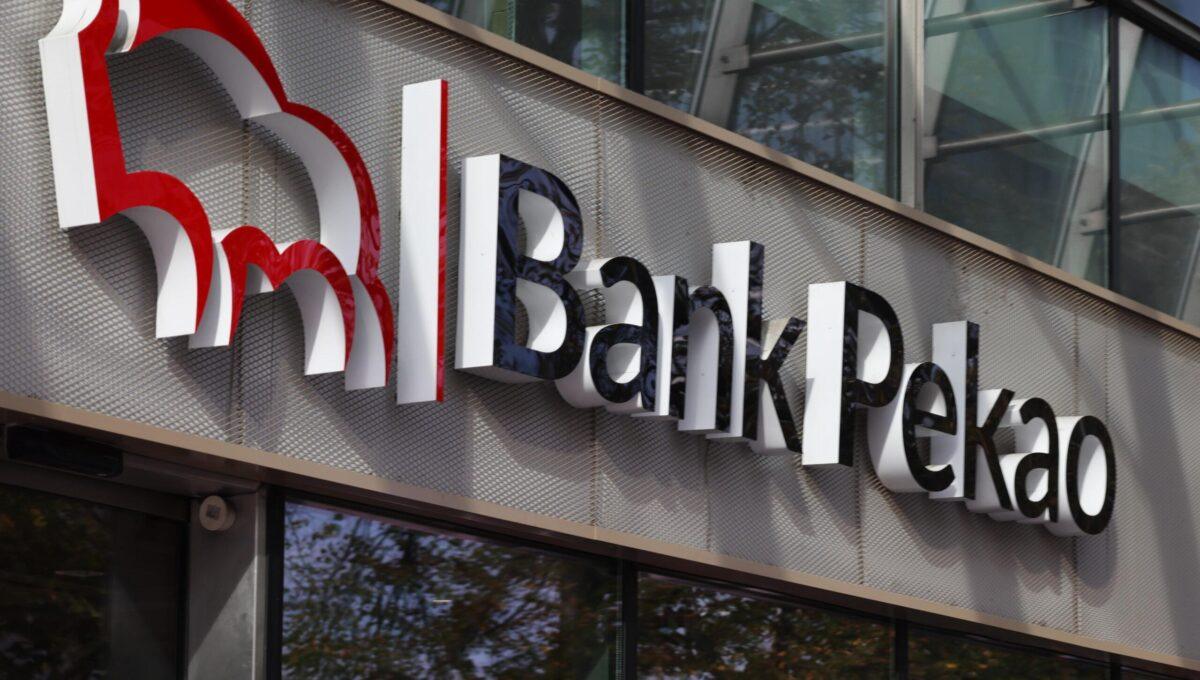 Na zdjęciu logo Banku Pekao