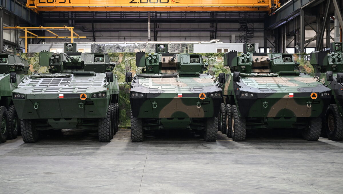 Na zdjęciu sprzęt wojskowy