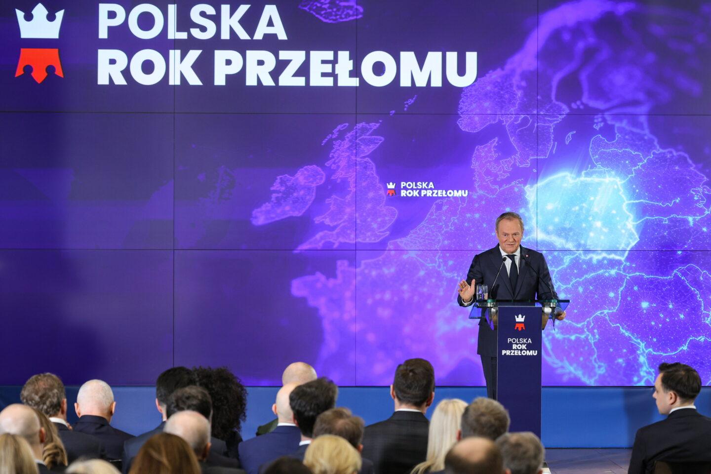 Premier Donald Tusk podczas wydarzenia "Polska. Rok przełomu".