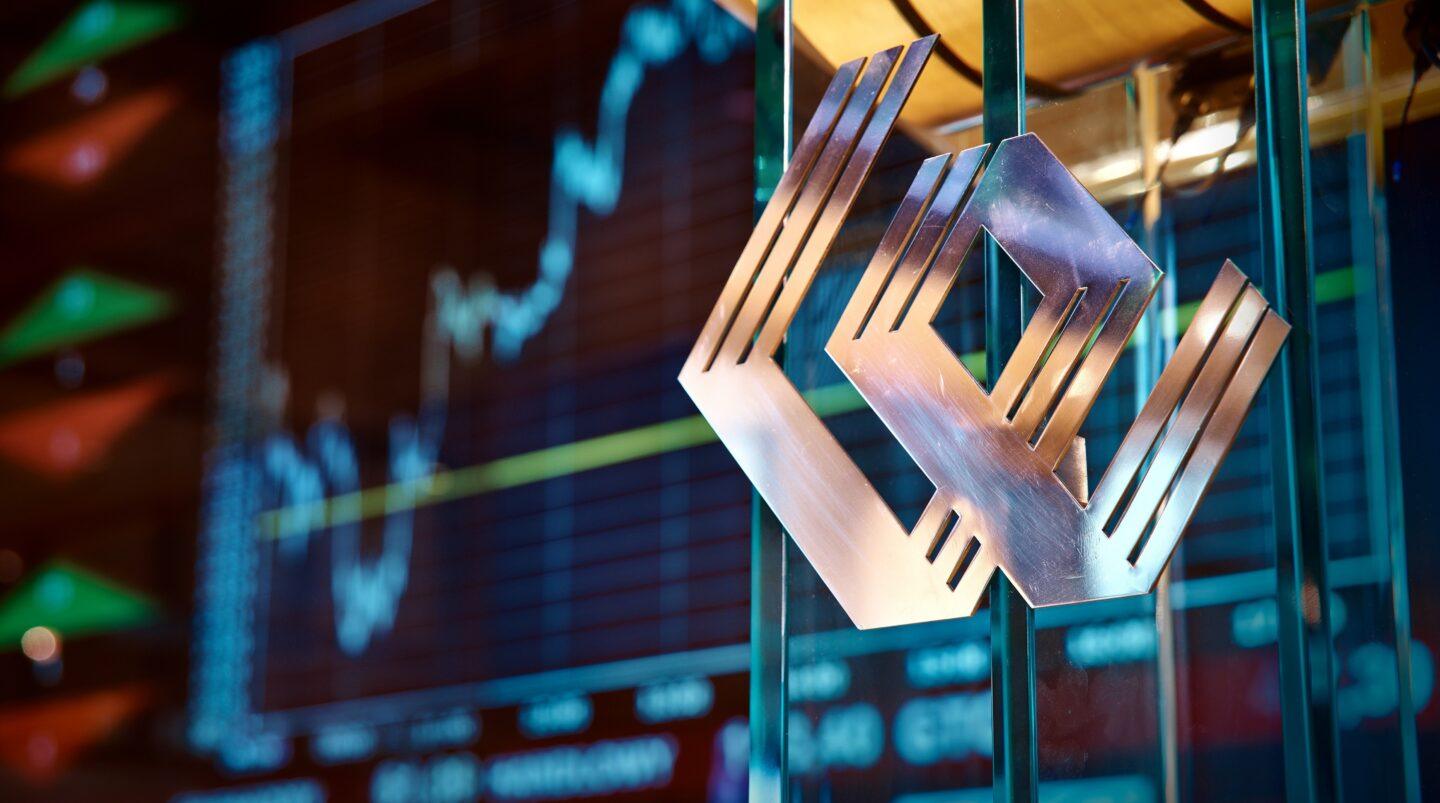 Zdjęcie przedstawia logo GPW