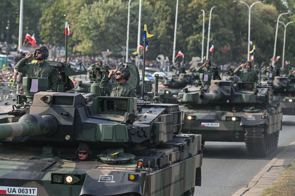 Na zdjęciu sprzęt wojskowy podczas obchodów Święta Wojska Polskiego