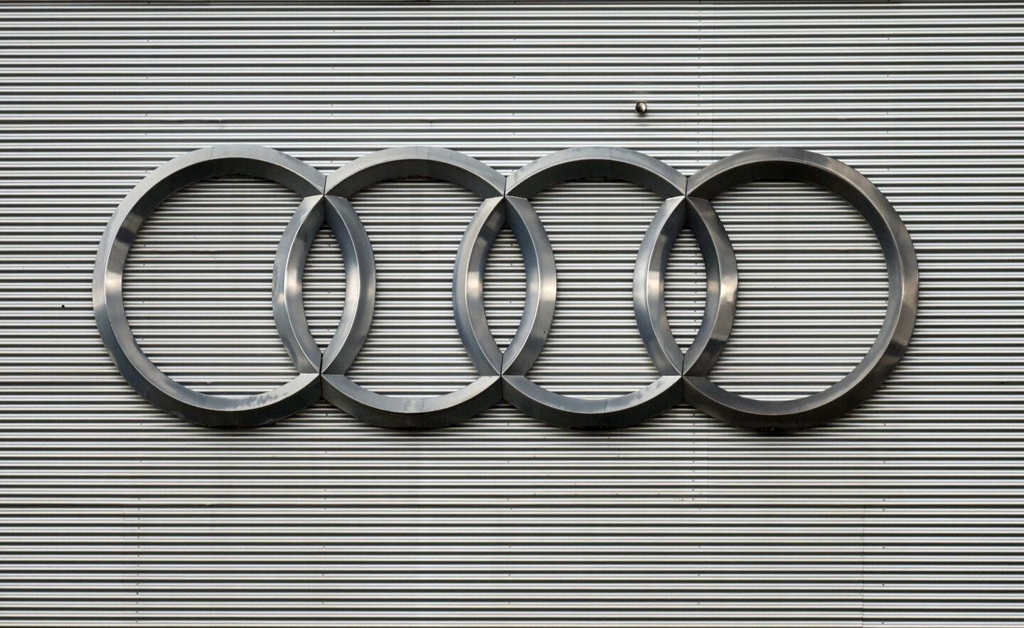 Logo producenta samochodów marki Audi