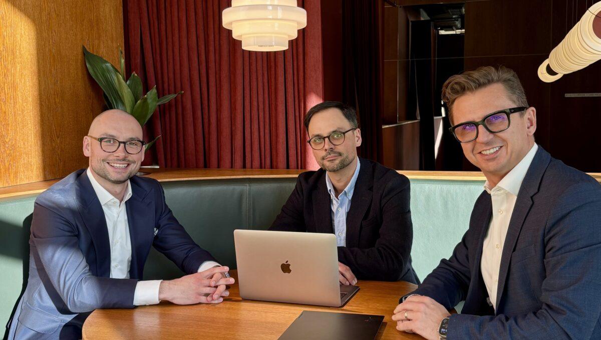 Kacper Grabowski, Bartosz Grabowski i Marcin Czyczerski, założyciele i partnerzy w GCG Partners