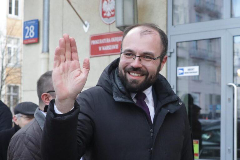 Poseł PiS Krzysztof Szczucki przed Prokuraturą Okrêgową w Warszawie