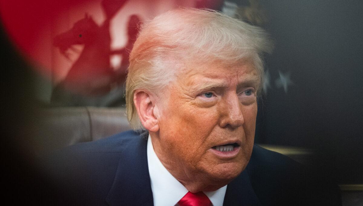 Na zdjęciu prezydent USA Donald Trump w Białym Domu