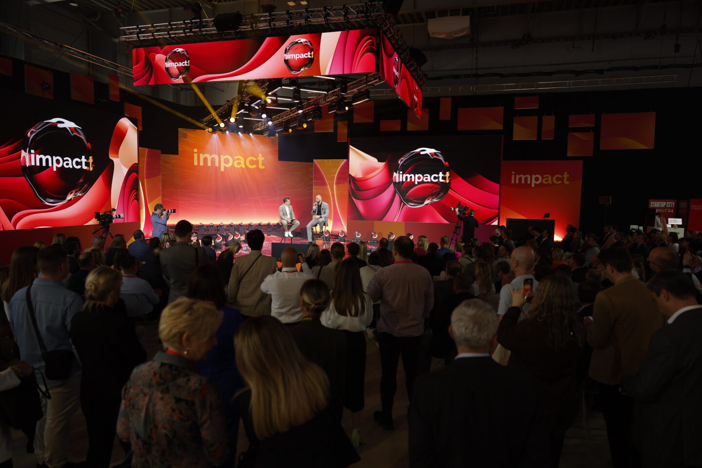 Impact - ścieżka marketingu sportowego. Maj 2024, na scenie Marcin Gortat i Grzegorz Nawacki