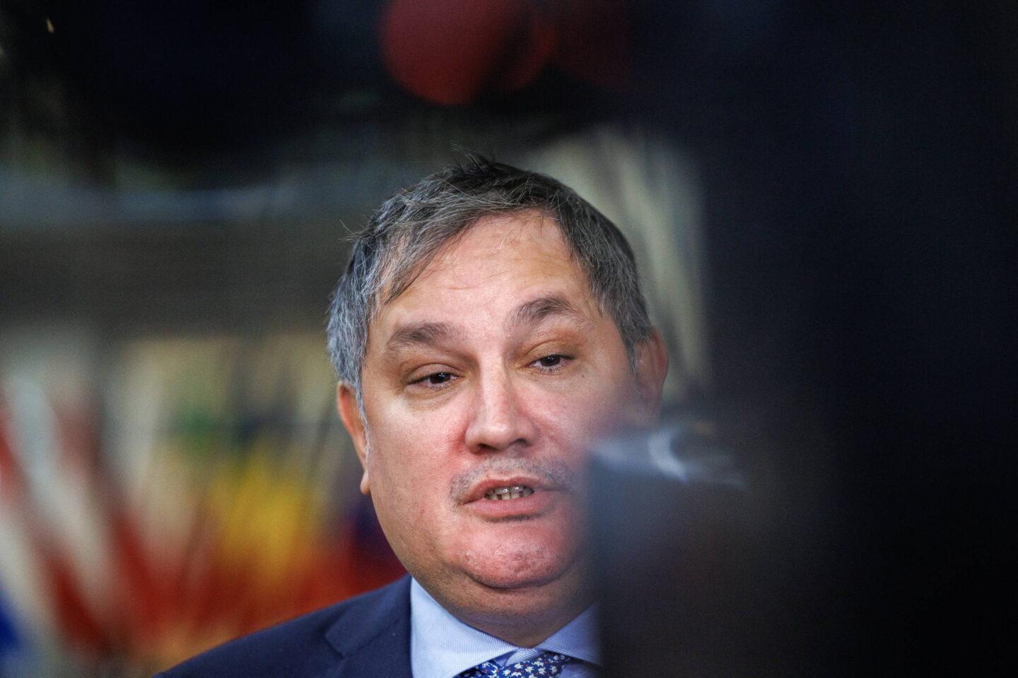 Márton Nagy, węgierski minister gospodarki narodowej liczył na wzrost PKB w I kwartale. Ogłoszone właśnie dane musiały go zaboleć. (fot. OLIVIER MATTHYS)