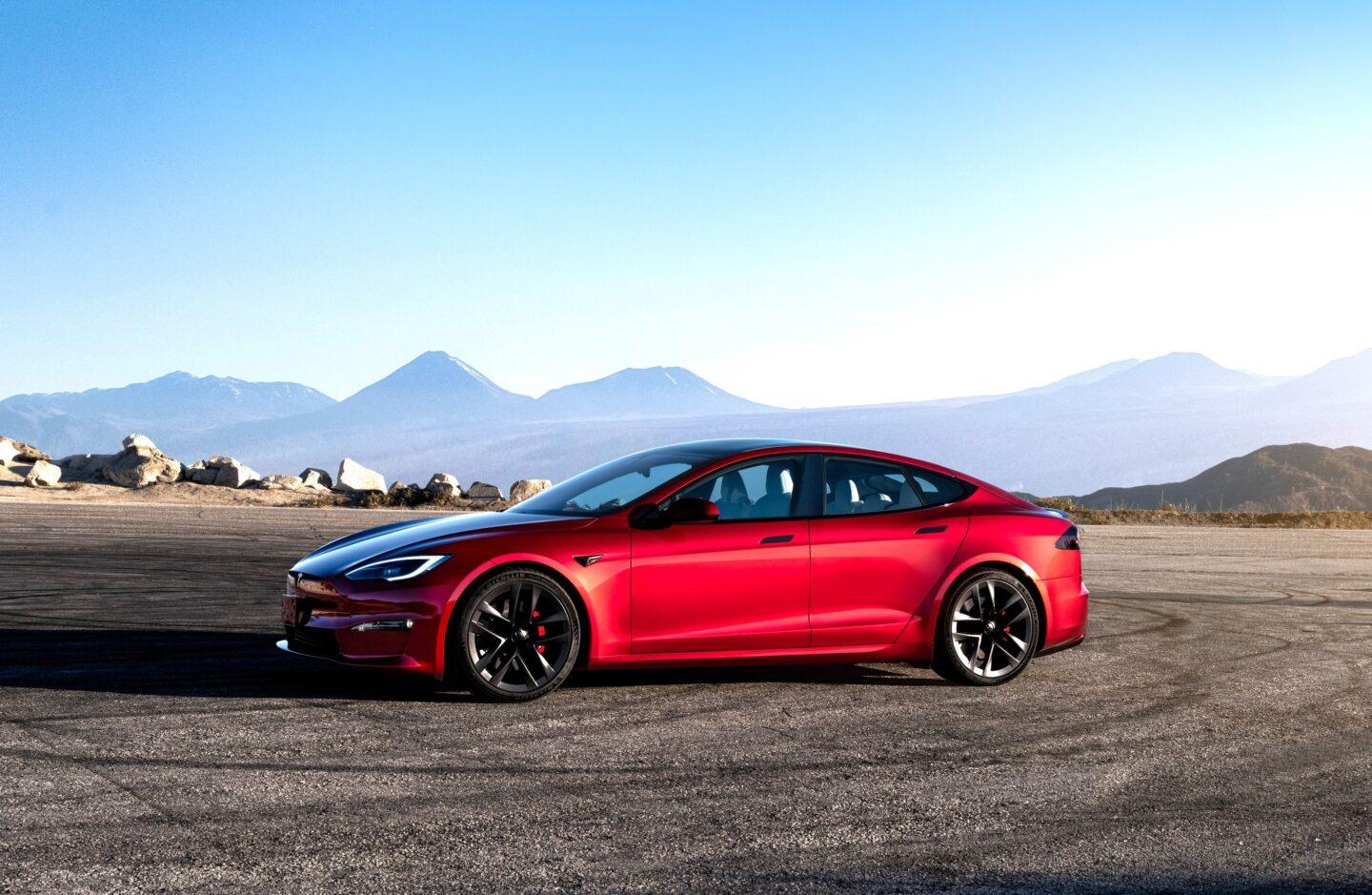 Tesla Model S z zasięgiem 634 km (WLTP).