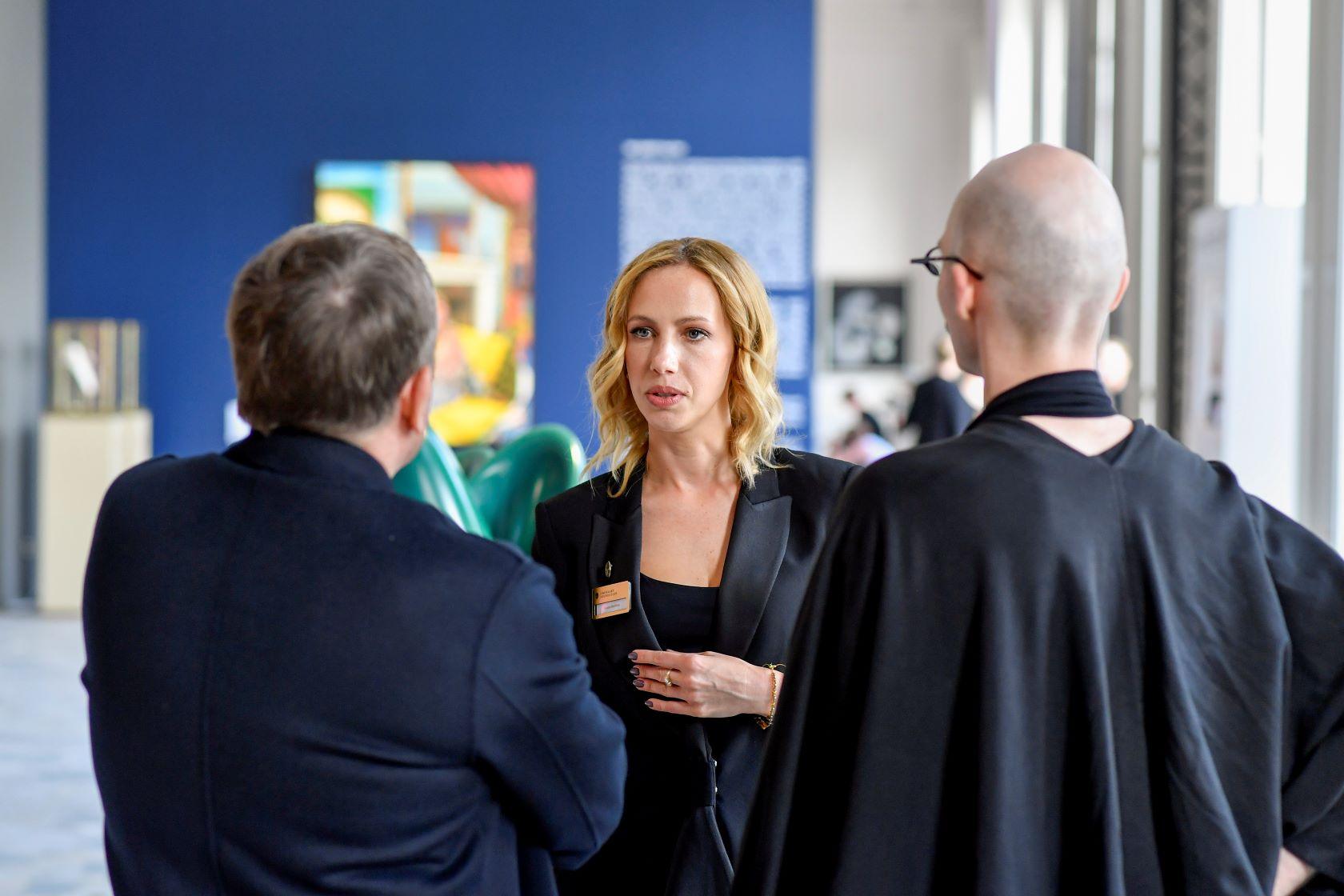 Natalia Bradbury, kuratorka wystawy, head of OmenaArt Foundation. Fot. AKPA