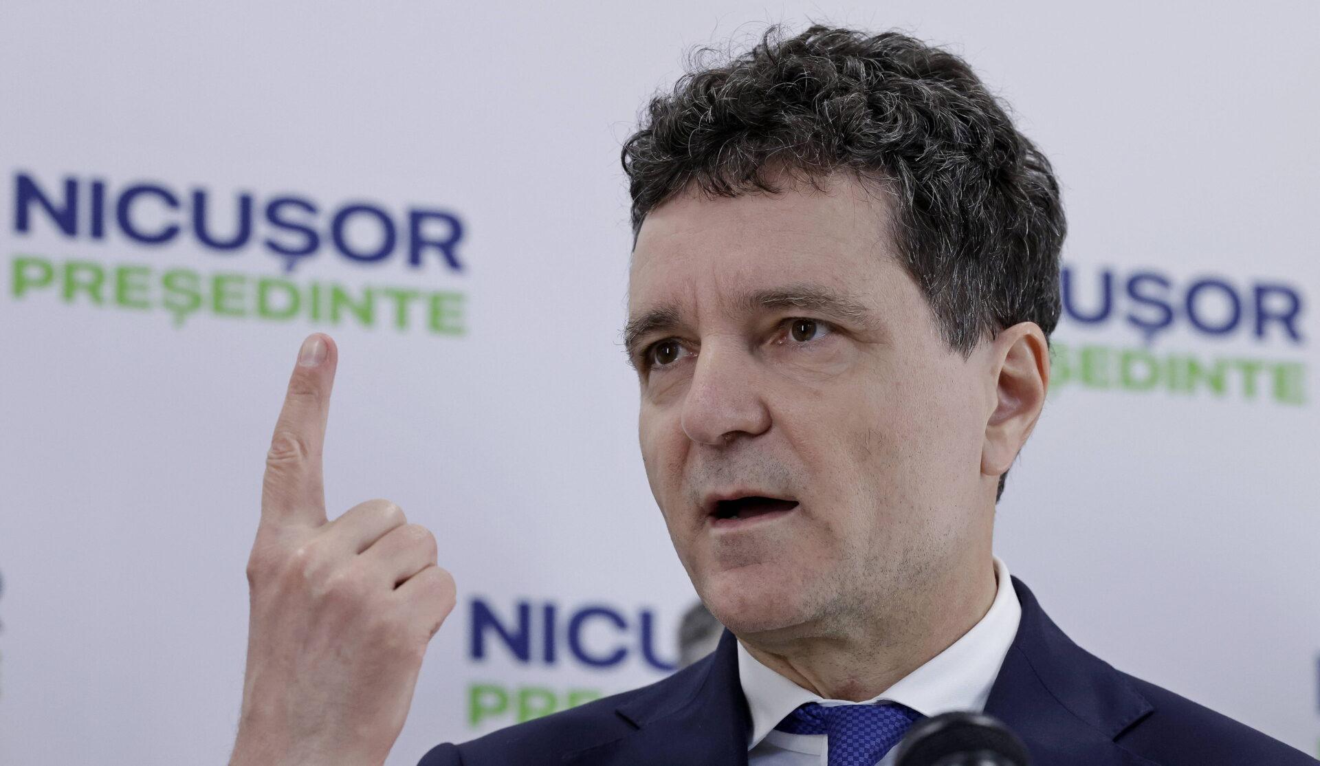 Nicușor Dan, burmistrz Bukaresztu i niezależny kandydat na prezydenta Rumunii. (fot. ROBERT GHEMENT)