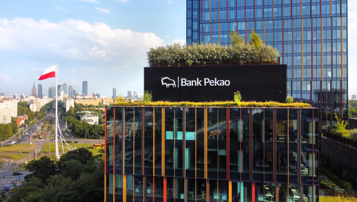 Na zdjęciu siedziba Banku Pekao. Fot. mat. prasowe