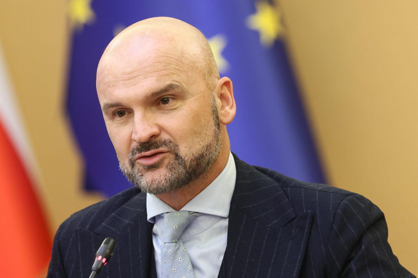 Pełnomocnik przedsiębiorców ds. deregulacji Rafał Brzoska na spotkaniu w sprawie deregulacji