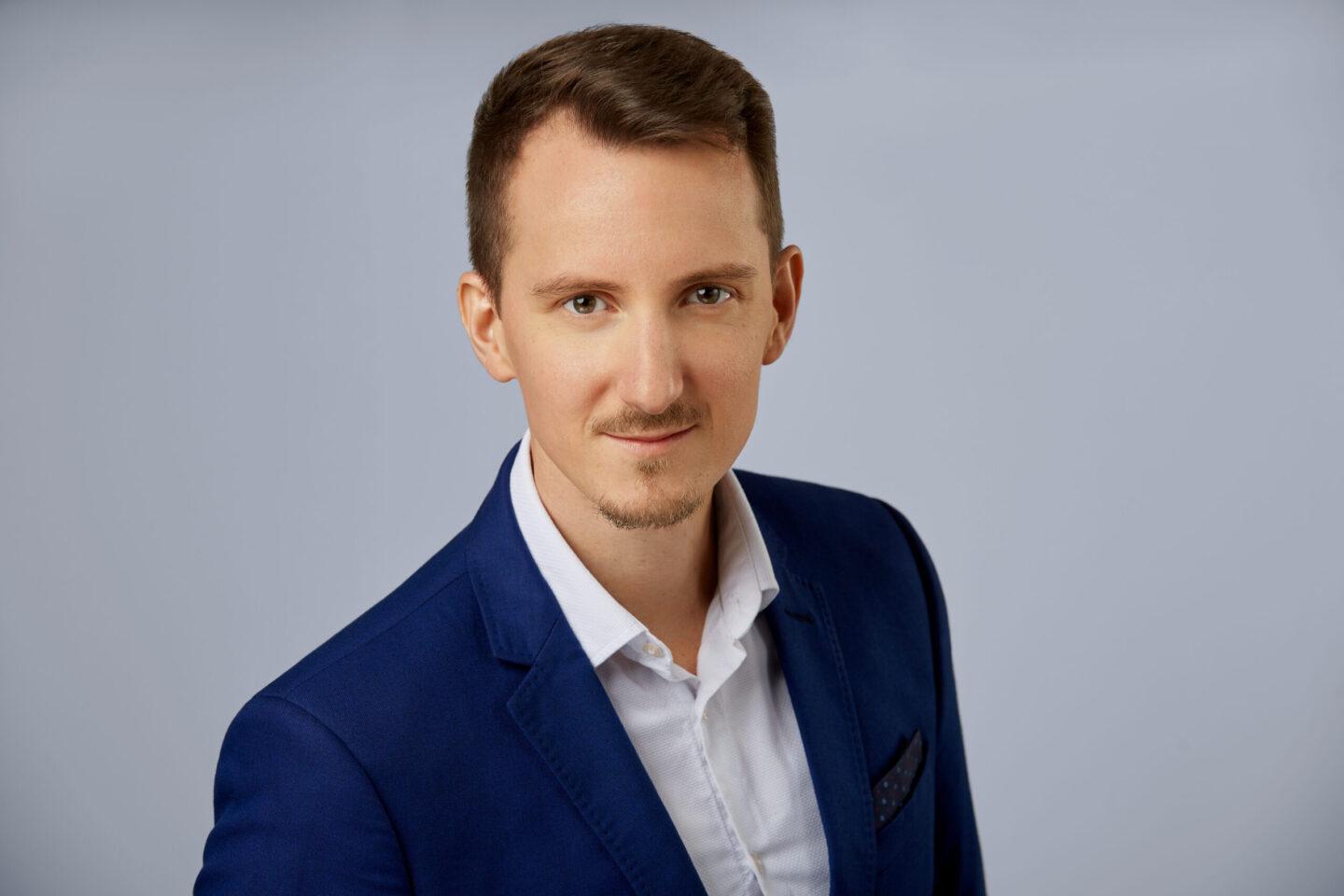 Andrzej Kubisiak, PIE, rynek pracy