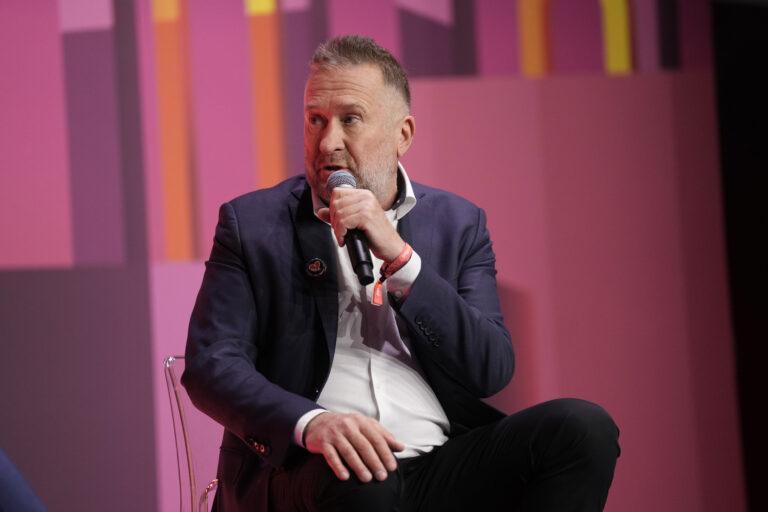 Na zdjęciu Rafał Sonik, polski przedsiębiorca, który zwyciężył w Rajdzie Dakar