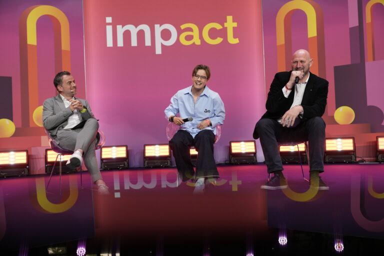 Na zdjęciu uczestnicy panelu: „Od igrzysk do życia - czyli co sport daje (i zabiera)”. Od lewej: Grzegorz Nawacki (redaktor naczelny XYZ), Katarzyna Zillmann (polska wioślarka, wicemistrzyni olimpijska) i Tomasz Majewski (dwukrotny mistrz olimpijski w pchnięciu kulą).