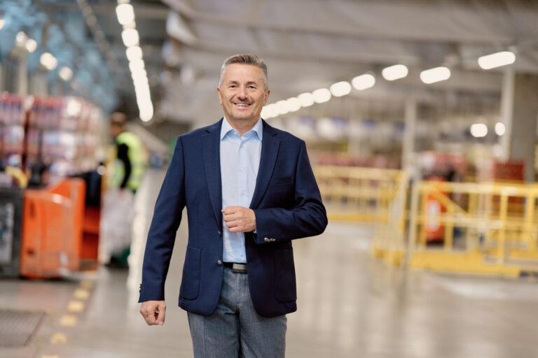 Colian łączy siły z Gubor Schokoladen. - Fuzja z Gubor Schokoladen jest zgodna ze strategią globalnego rozwoju Grupy Colian i tworzy doskonałe zaplecze do intensyfikacji działań obu firm na rynkach lokalnych i szeroko poza nimi - zapewnia Jak Kolański, prezes Grupy Colian.