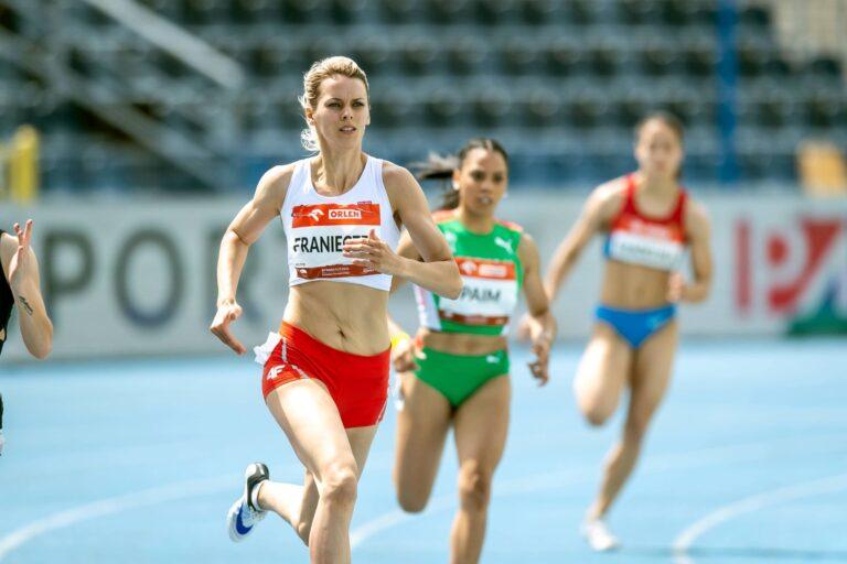 Na zdjęciu Justyna Franieczek, polska biegaczka paraolimpijska