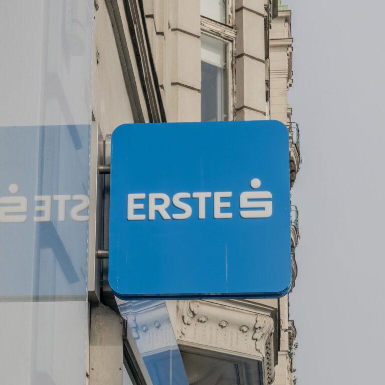 Nadchodzi Erste, czyli 200 lat wzlotów i upadków z lądowaniem w Polsce