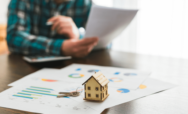 Rośnie wiara Polaków w spadki cen mieszkań. Ale...