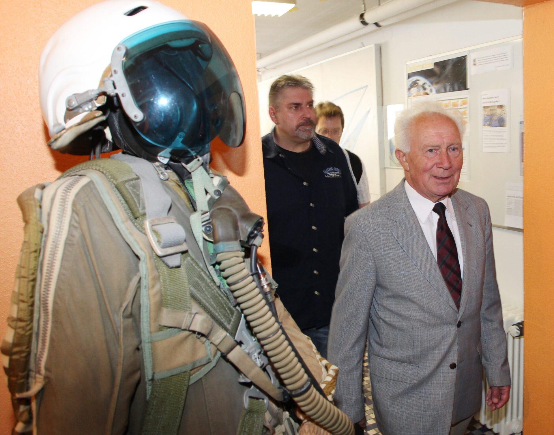 Sigmund Jähn, pierwszy i jedyny kosmonauta z NRD w 50. rocznicę lotu na orbitę (fot. SEBASTIAN WILLNOW)