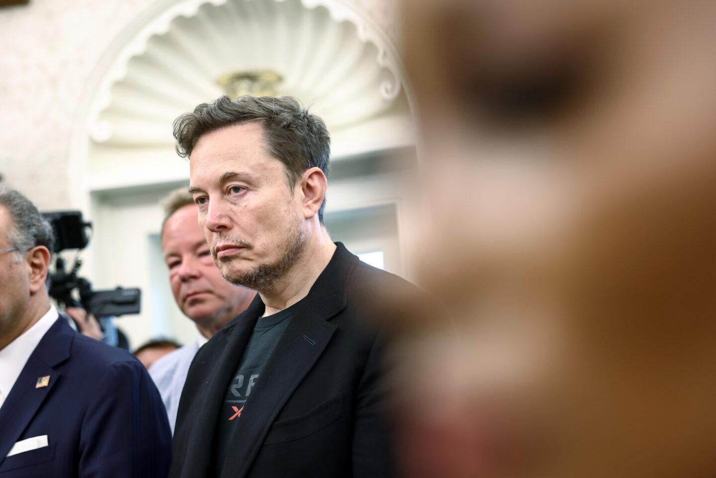 Na zdjęciu Elon Musk w Gabinecie Owalnym w trakcie spotkania Trumpa z prezydentem RPA, 21 maja 2025 r.