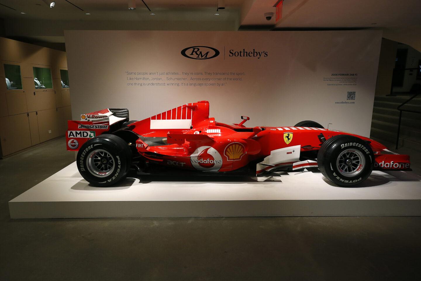Na zdjęciu Ferrari 248 F1 Michaela Schumachera z sezonu 2006