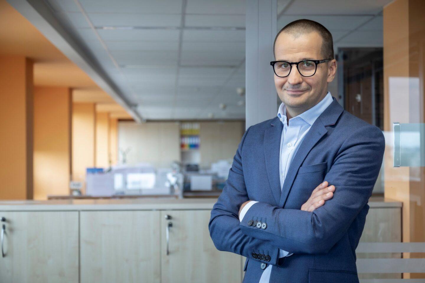 Maciej Szczechura, prezes Rainbowa