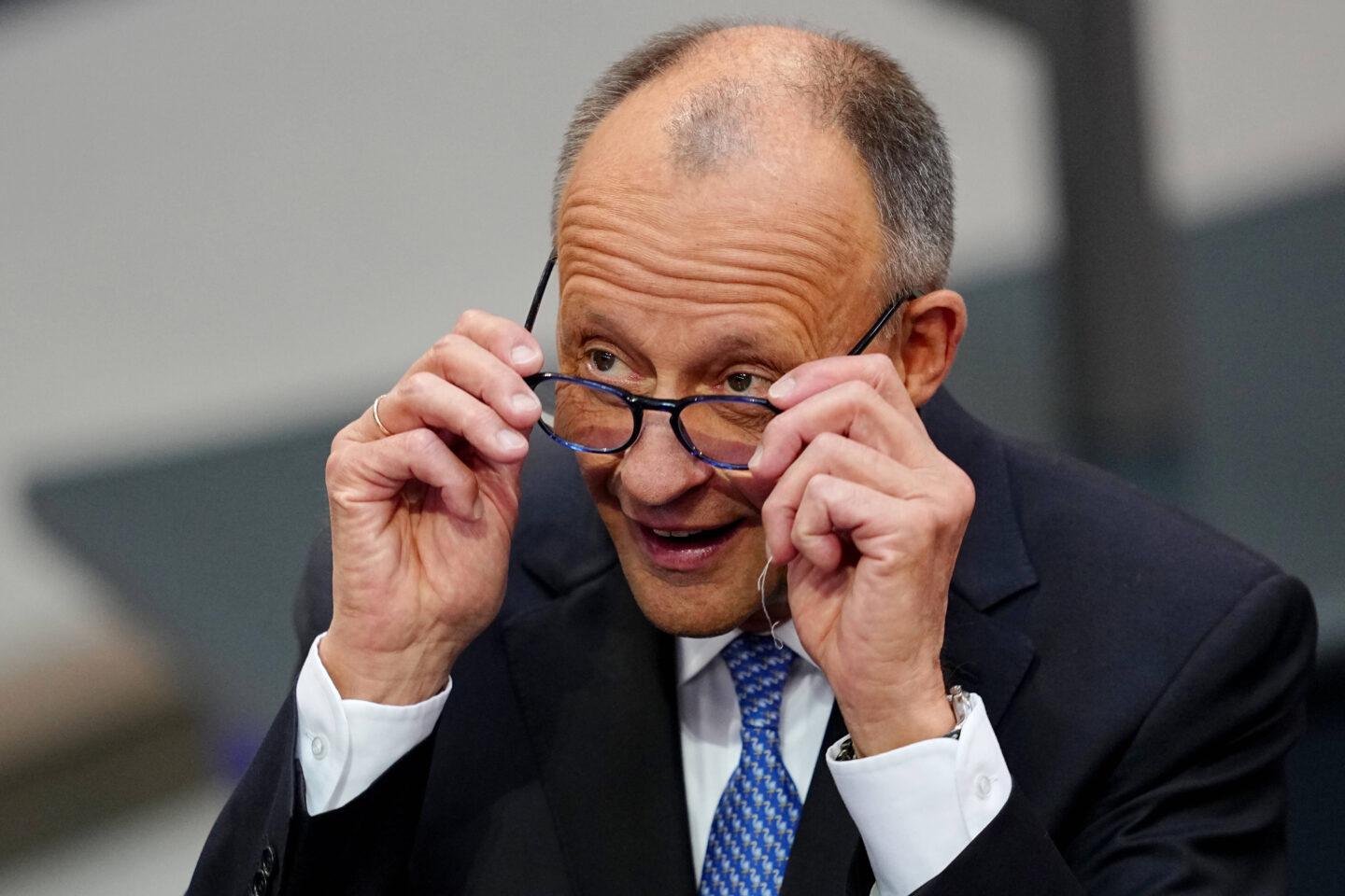 Friedrich Merz w Bundestagu przed wyborem na kanclerza Niemiec