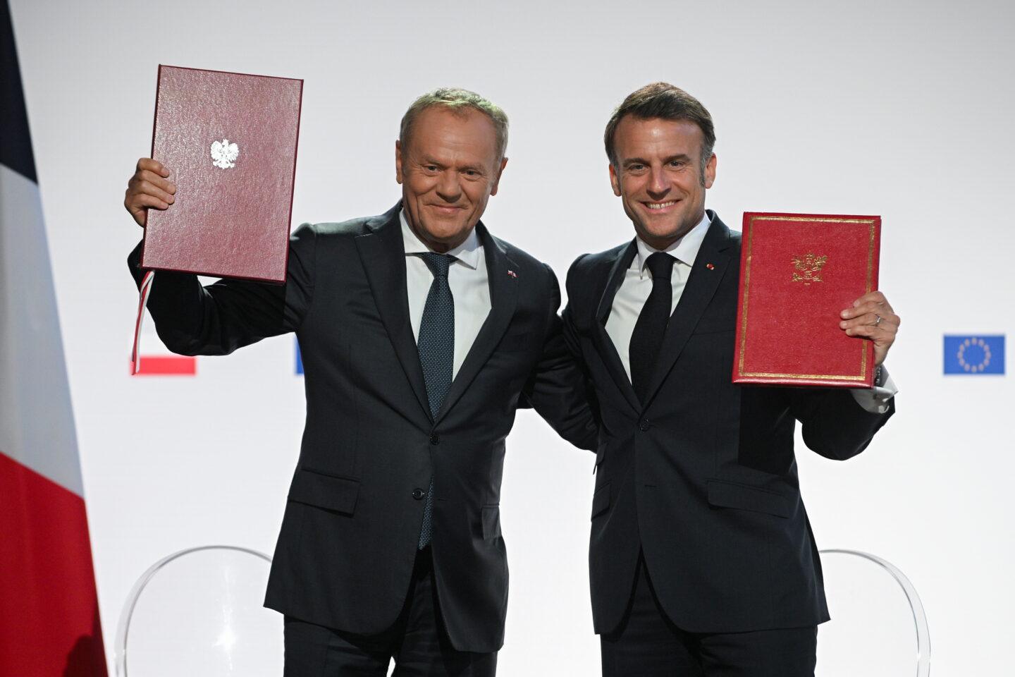 Premier Donald Tusk i prezydent Francji Emanuel Macron podpisali w Nancy traktat o współpracy polsko-francuskiej