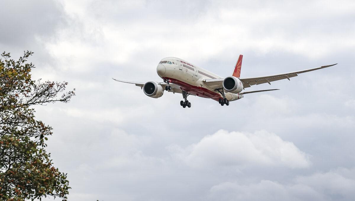Na zdjęciu z 2022 r. Boeing 787-8 Dreamliner należący do Air India