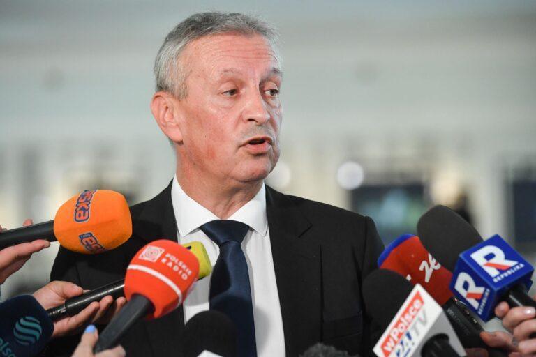 Na zdjęciu Jacek Dobrzyński - rzecznik ministra spraw wewnętrznych i administracji, koordynatora służb specjalnych