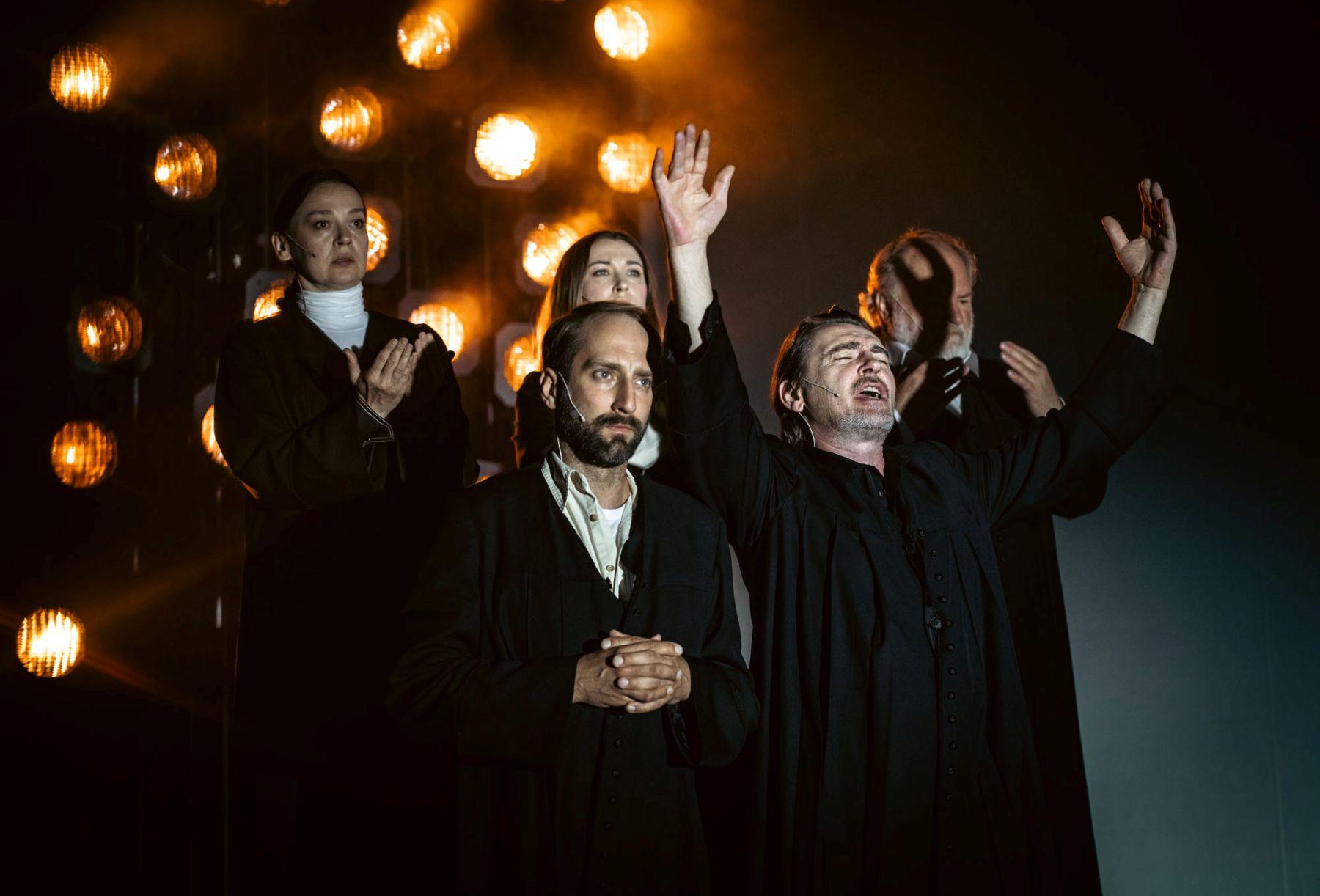 FOT_HaWa_NARODOWY STARY TEATR_REWIZJA PROCESU JEZUSAA7R02596