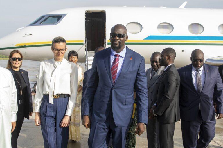 pułkownik Mamady Doumbouy, prezydent Gwinei.