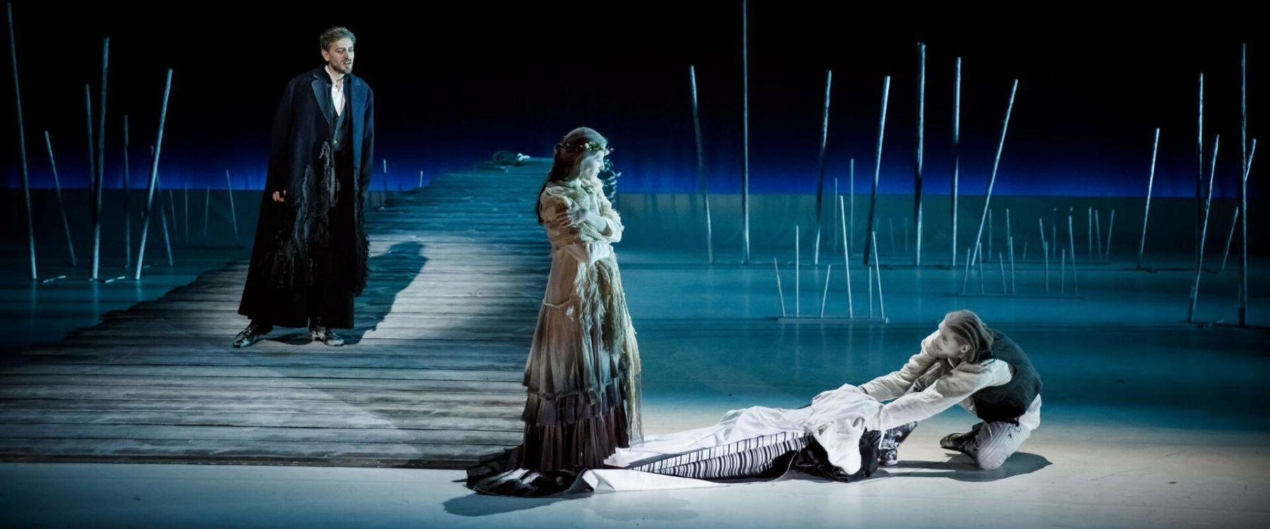 Scena ze spektaklu Wòlô bòskô, reż. Jarosław Kilian, 2024 