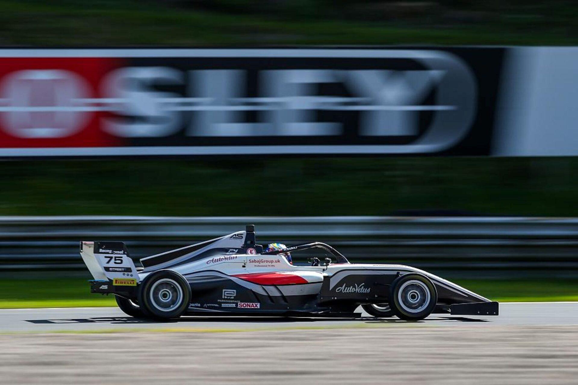 Na zdjęciu bolid Michaliny Sabaj