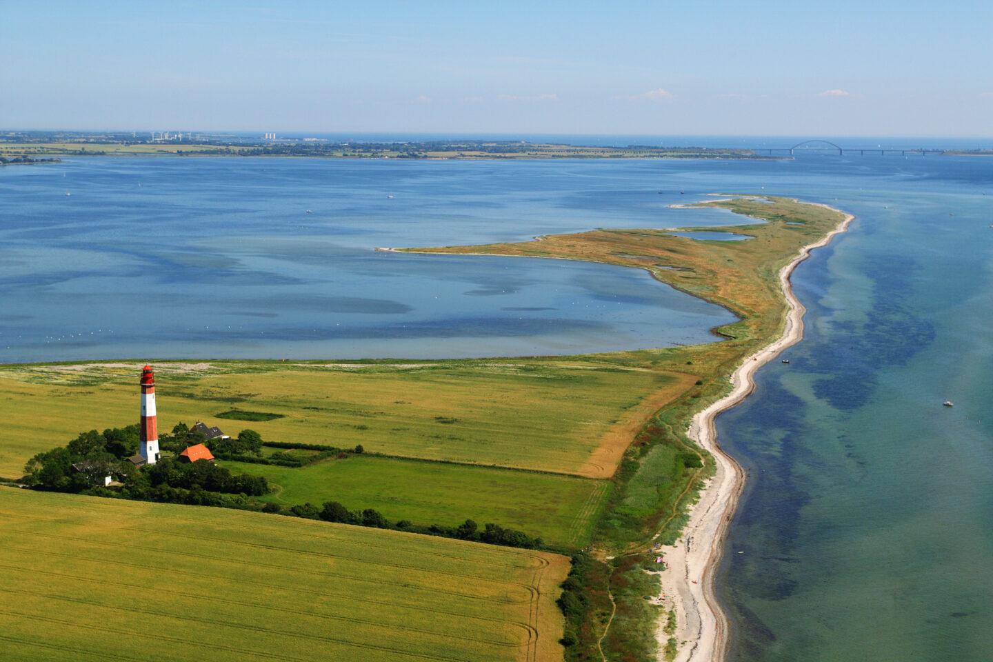 Na zdjęciu latarnia morska na niemieckim wybrzeżu Bałtyku