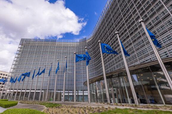 „Na przemysłowej pustyni nie ma nic zielonego”. Premierzy sześciu państw piszą list do Komisji Europejskiej