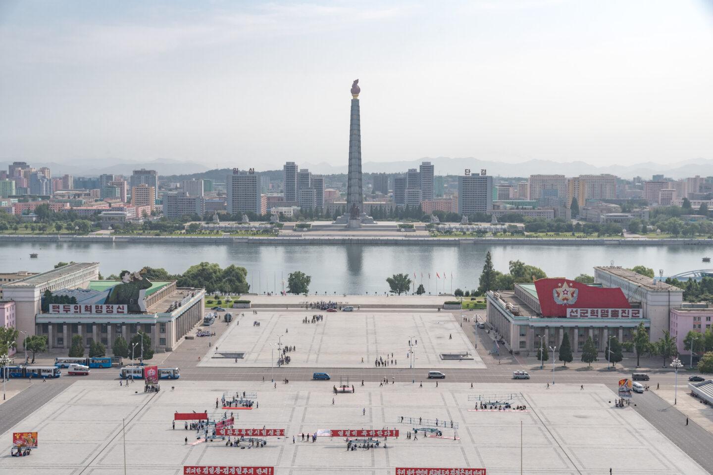 Plac Kim Ir Sena w centrum Pjongjang, stolicy Korei Północnej