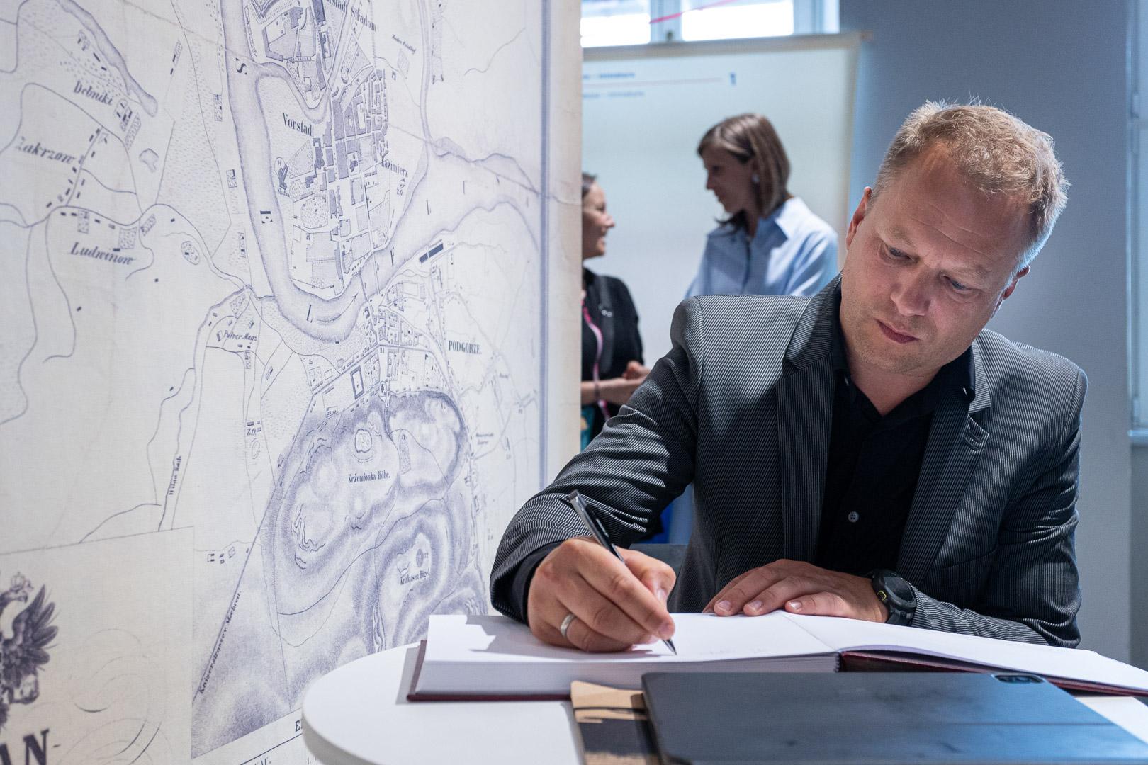 W Muzeum Podgórza, oddziale Muzeum Krakowa, otwarto nową przestrzeń. To „Pokój Podgórzanina – Stuhrowie.