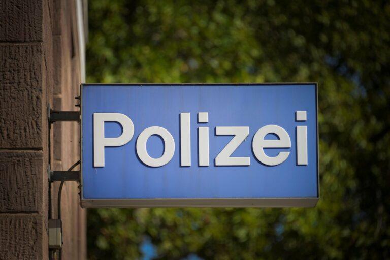 Na zdjęciu: Logo niemieckiej policji